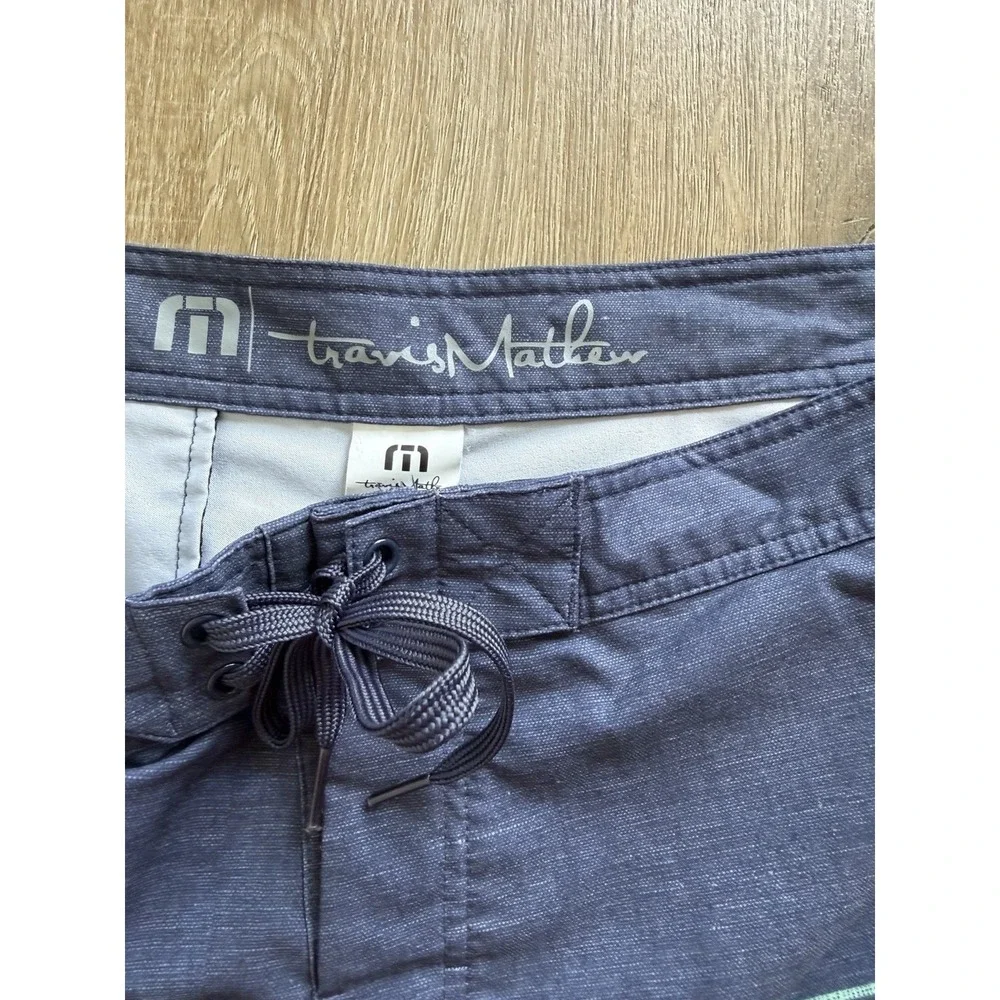 Travis Mathew Park The Shark Swim Trunk Mens Size 42 Blue 9